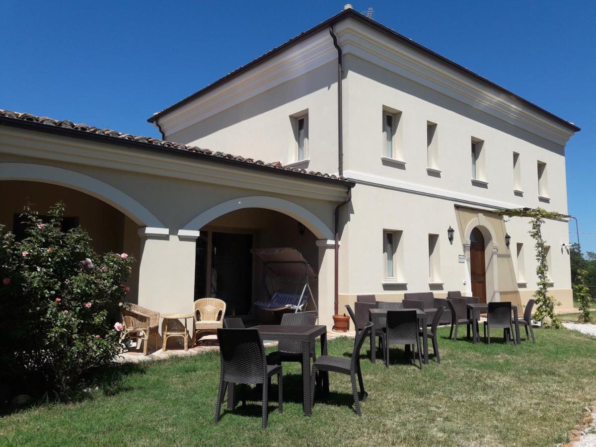 Villa Marietta Country House - Marche 몬테마기오레알메타우로 외부 사진