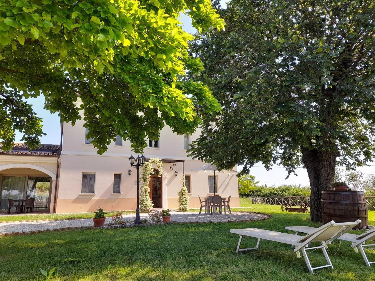 Villa Marietta Country House - Marche 몬테마기오레알메타우로 외부 사진
