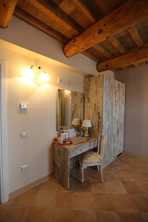 Villa Marietta Country House - Marche 몬테마기오레알메타우로 객실 사진