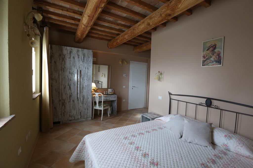 Villa Marietta Country House - Marche 몬테마기오레알메타우로 객실 사진