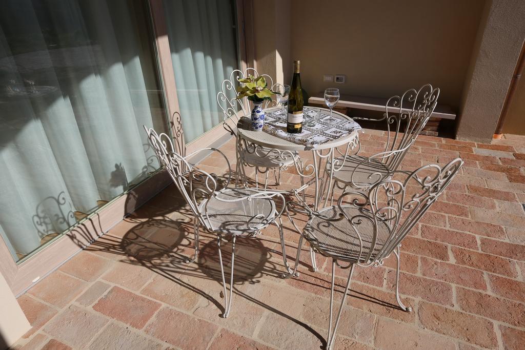 Villa Marietta Country House - Marche 몬테마기오레알메타우로 외부 사진