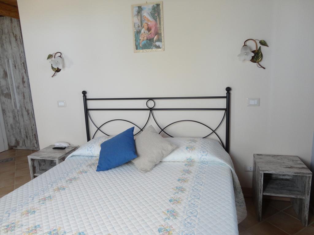 Villa Marietta Country House - Marche 몬테마기오레알메타우로 외부 사진