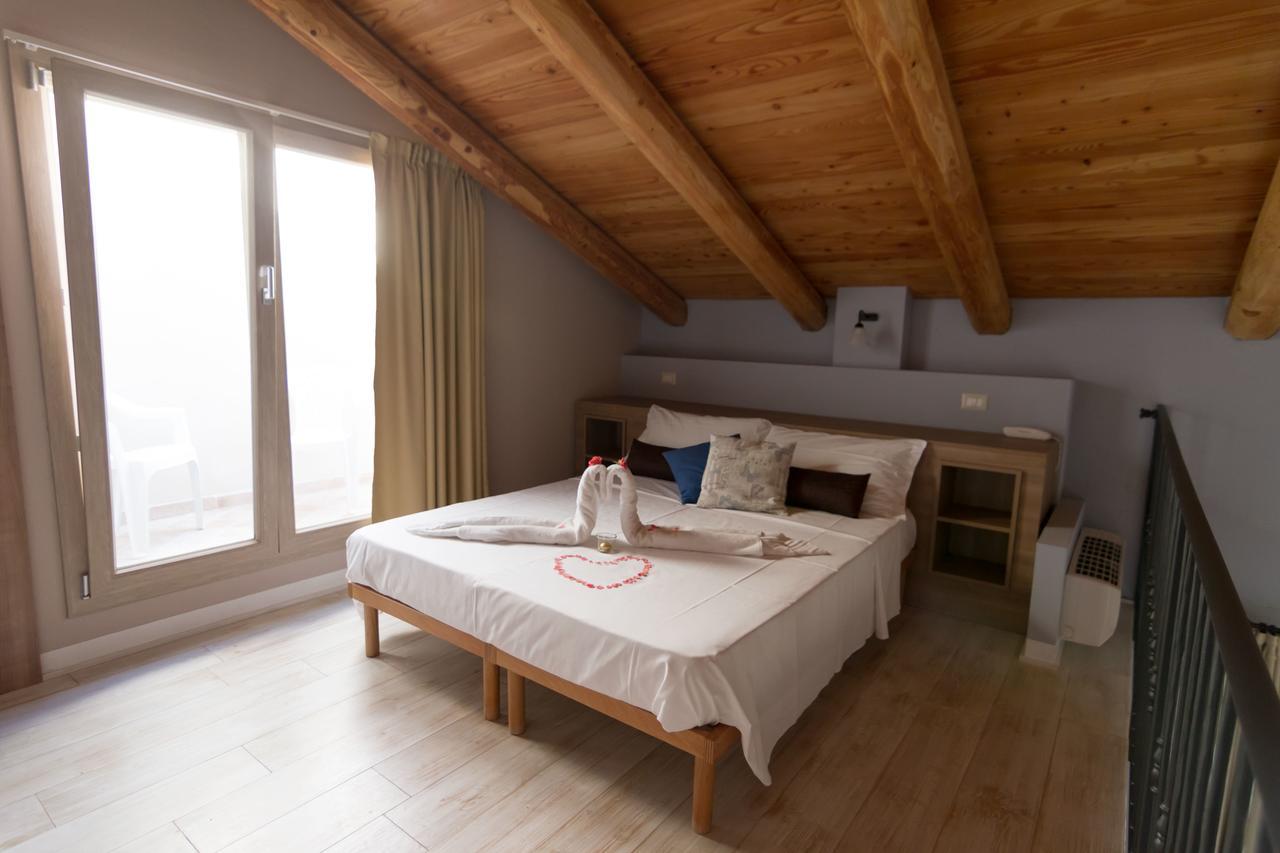 Villa Marietta Country House - Marche 몬테마기오레알메타우로 외부 사진